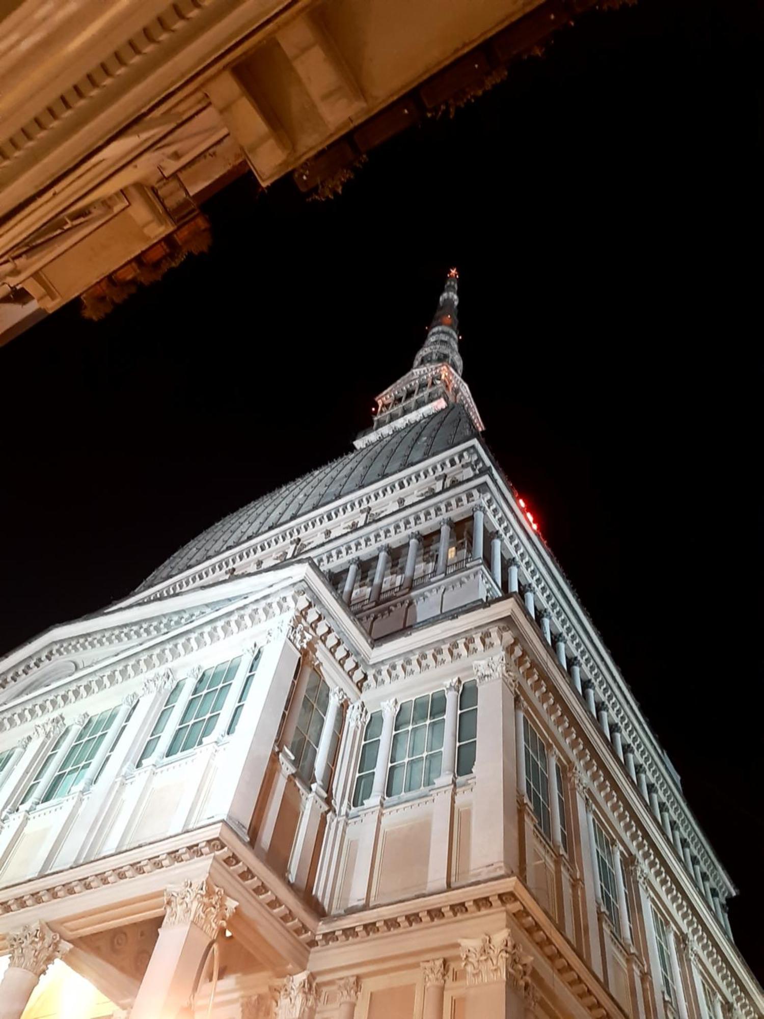 La Mansarda Delle Mongolfiere Apartment Turin Ruang foto